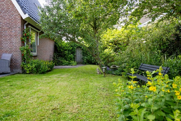 Te koop: Fantastisch vrijstaand woonhuis met 4 slaapkamers én mogelijkheid tot ruime garage!
 Tuin 4.jpg